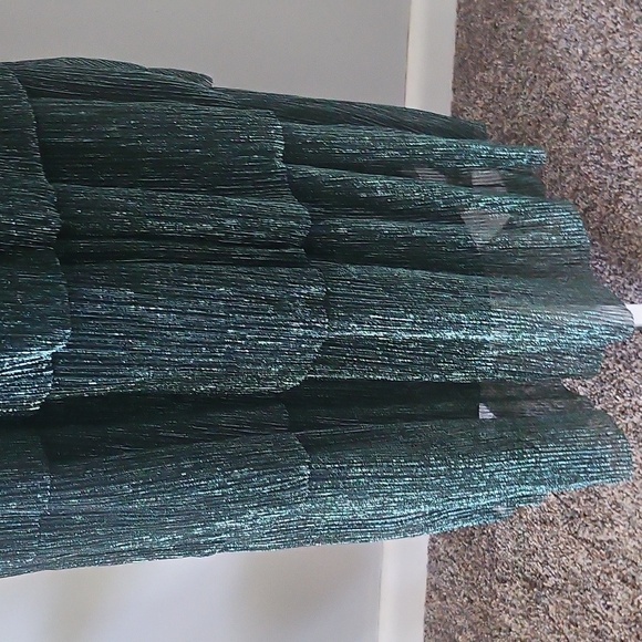 Maurices Green Sparkly Tiered Dress NWT - Picture 8 of 15